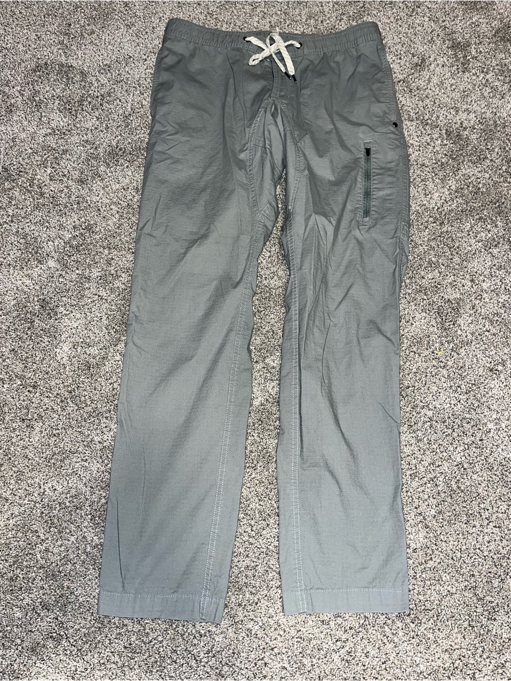 Vuori Men's Ripstop Pants Green Size Medium Casual Climbing Pants Euc